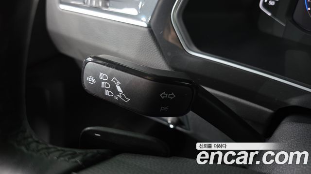 Volkswagen Tiguan (II) 2.0 TDI 4Motion Prestige 2023 — фото 33