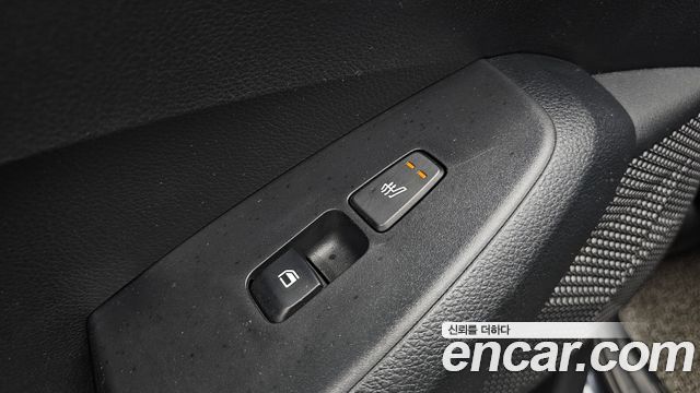 Kia Seltos Gasoline 1.6 Turbo 2WD Signature 2022 — фото 18