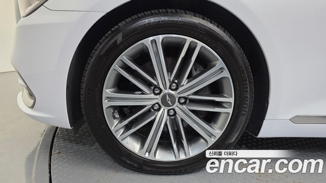 Genesis G80 3.3 GDI AWD Luxury 2018 — фото 5