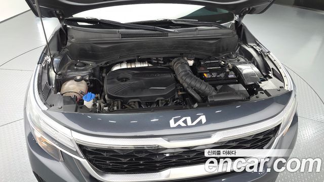 Kia Seltos Gasoline 1.6 Turbo 2WD Prestige 2023 — фото 6