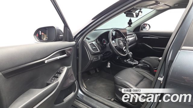 Kia Seltos Gasoline 1.6 Turbo 2WD Prestige 2023 — фото 10