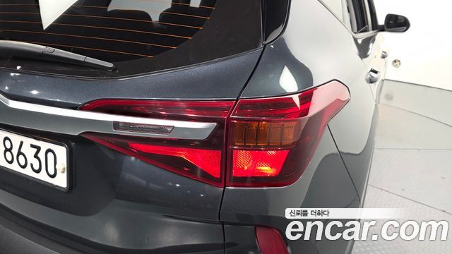 Kia Seltos Gasoline 1.6 Turbo 2WD Prestige 2023 — фото 23