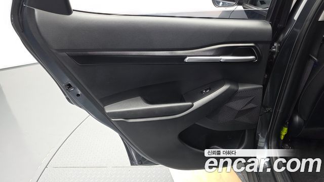 Kia Seltos Gasoline 1.6 Turbo 2WD Prestige 2023 — фото 25