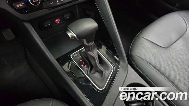Kia Niro 1.6 HEV Prestige 2020 — фото 9
