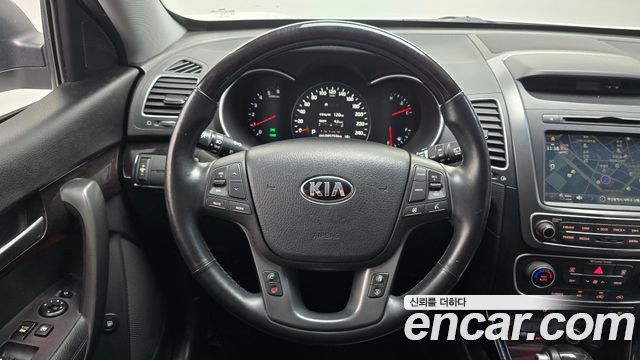 Kia Sorento R Diesel 2.0 2WD Limited 2013 — фото 13