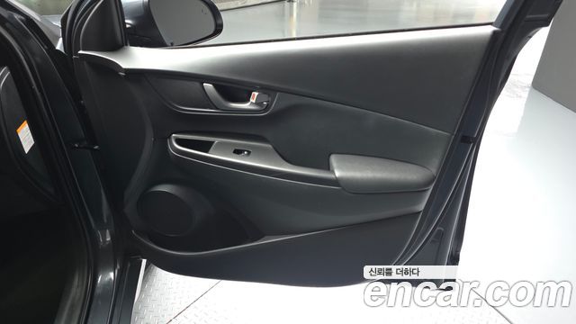 Hyundai Kona Hybrid Premium Special 2020 — фото 24