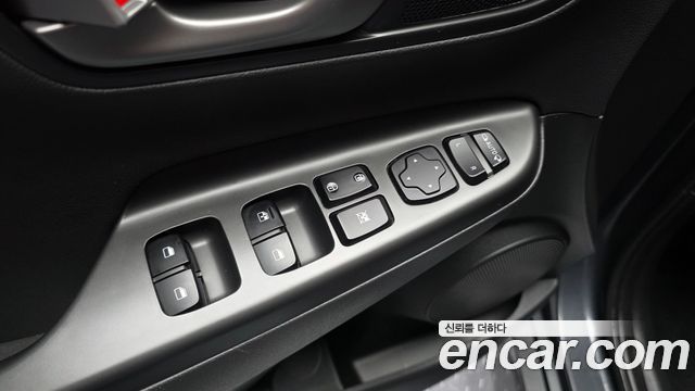 Hyundai Kona Hybrid Premium Special 2020 — фото 29
