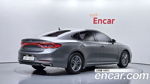Hyundai Grandeur (IG) 2.4 Premium 2018 — фото 2