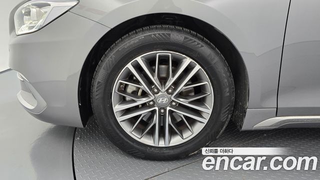Hyundai Grandeur (IG) 2.4 Premium 2018 — фото 5