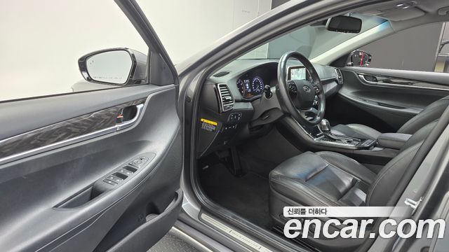 Hyundai Grandeur (IG) 2.4 Premium 2018 — фото 10
