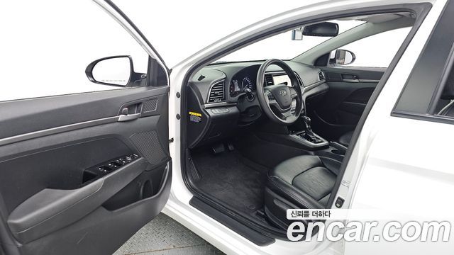 Hyundai Avante (AD) 1.6 GDI Style 2017 — фото 10