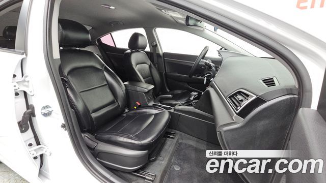 Hyundai Avante (AD) 1.6 GDI Style 2017 — фото 32