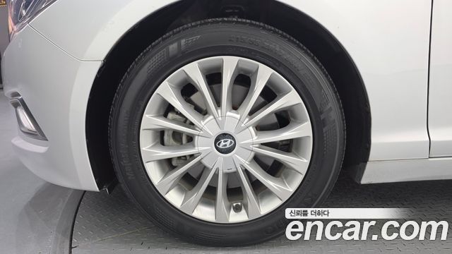 Hyundai Sonata (LF) 2.0 Style Special 2016 — фото 5