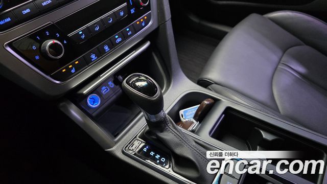 Hyundai Sonata (LF) 2.0 Style Special 2016 — фото 9