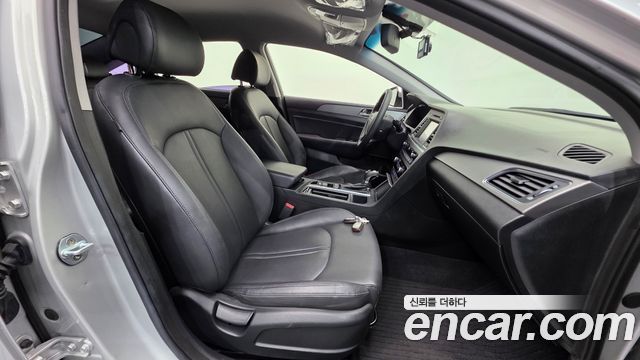 Hyundai Sonata (LF) 2.0 Style Special 2016 — фото 10