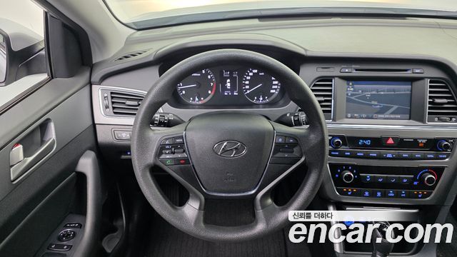 Hyundai Sonata (LF) 2.0 Style Special 2016 — фото 14