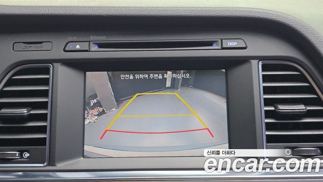 Hyundai Sonata (LF) 2.0 Style Special 2016 — фото 17
