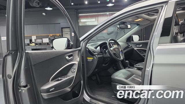 Hyundai Santa Fe (DM) Diesel(e-VGT) 2.0 2WD Premium 2013 — фото 10