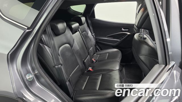 Hyundai Santa Fe (DM) Diesel(e-VGT) 2.0 2WD Premium 2013 — фото 15