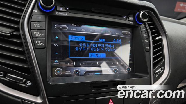 Hyundai Santa Fe (DM) Diesel(e-VGT) 2.0 2WD Premium 2013 — фото 20