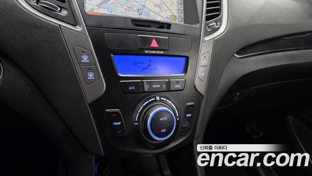 Hyundai Santa Fe (DM) Diesel(e-VGT) 2.0 2WD Premium 2013 — фото 22