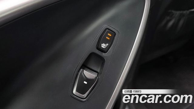Hyundai Santa Fe (DM) Diesel(e-VGT) 2.0 2WD Premium 2013 — фото 38