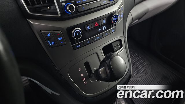 Hyundai Grand Starex Wagon 12-Seater Modern 2019 — фото 9