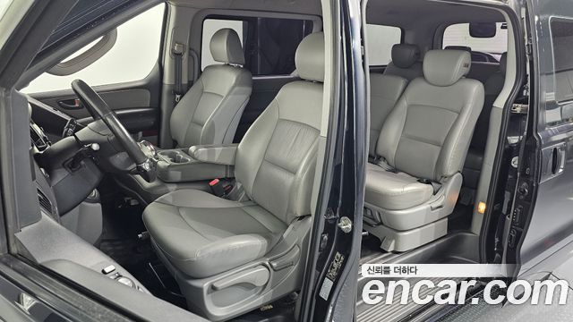 Hyundai Grand Starex Wagon 12-Seater Modern 2019 — фото 10