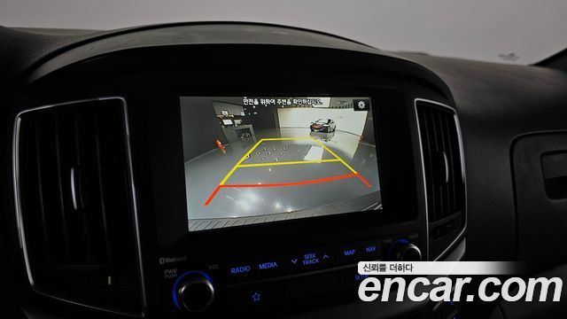 Hyundai Grand Starex Wagon 12-Seater Modern 2019 — фото 14