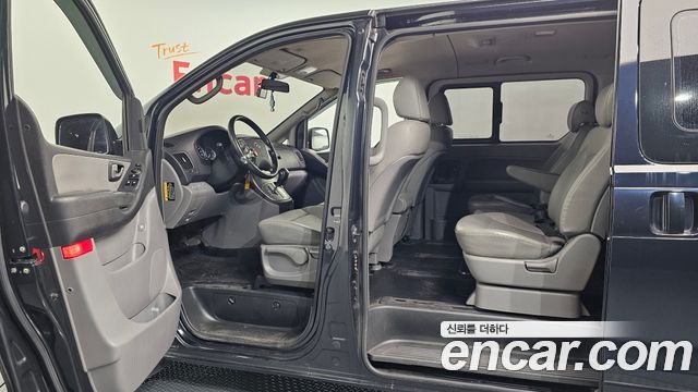 Hyundai Grand Starex Wagon 12-Seater Modern 2019 — фото 29