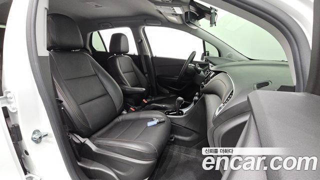 Chevrolet Trax 1.4 Premier 2020 — фото 32