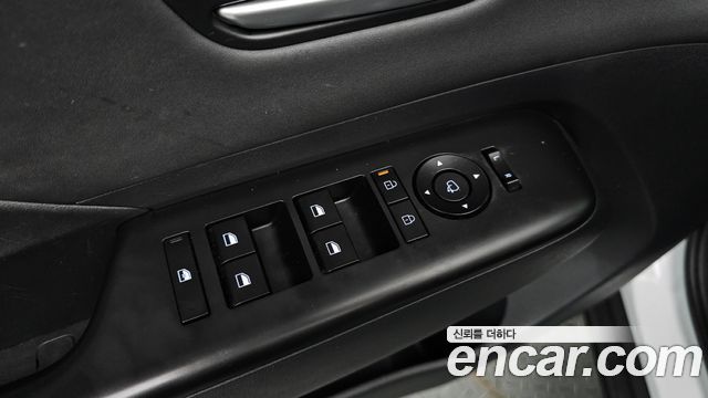 Hyundai Kona (SX2) Gasoline 1.6 Turbo 2WD Modern 2023 — фото 16