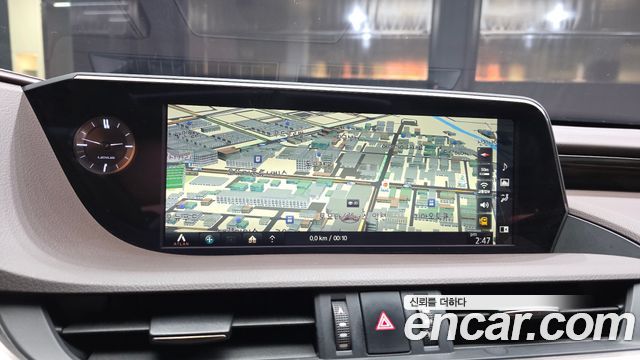 Lexus ES300h (VII) Luxury Plus 2019 — фото 15