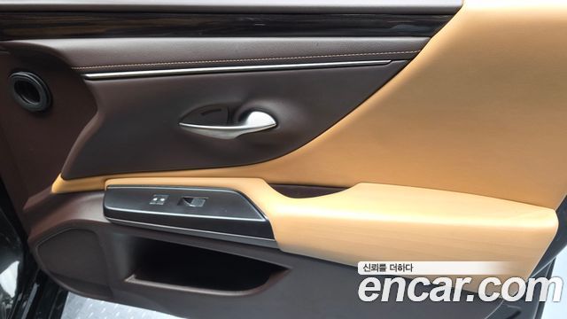 Lexus ES300h (VII) Luxury Plus 2019 — фото 24