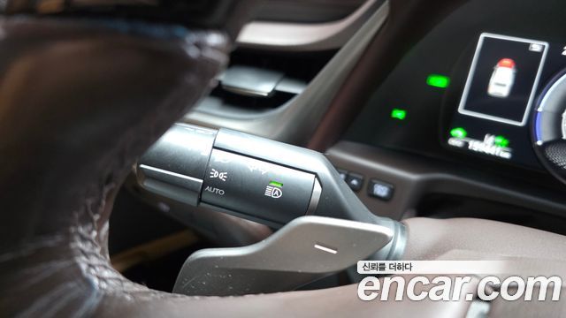 Lexus ES300h (VII) Luxury Plus 2019 — фото 29