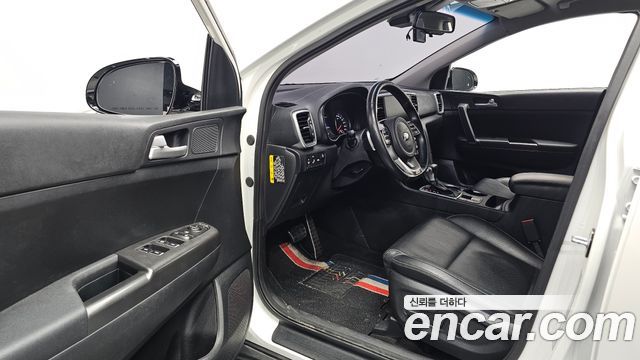 Kia Sportage The Bold Diesel 1.6 2WD Prestige 2019 — фото 10