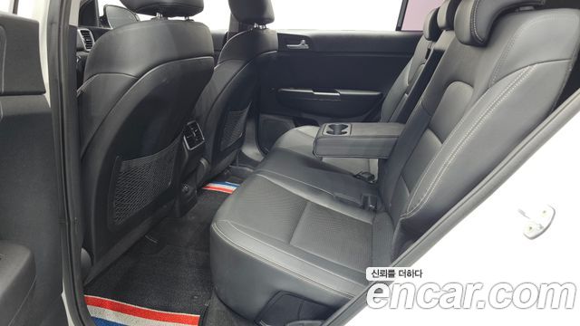 Kia Sportage The Bold Diesel 1.6 2WD Prestige 2019 — фото 12