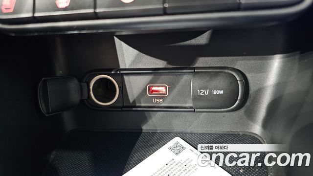 Kia Sportage The Bold Diesel 1.6 2WD Prestige 2019 — фото 20