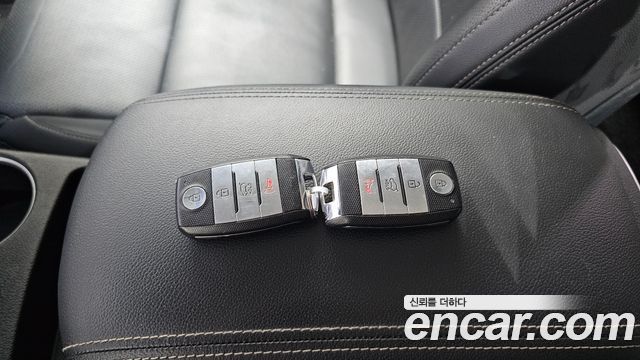 Kia Sportage The Bold Diesel 1.6 2WD Prestige 2019 — фото 34