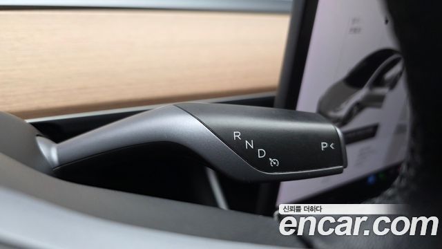 Tesla Model 3 Long Range AWD 2020 — фото 9