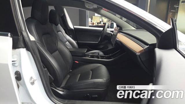 Tesla Model 3 Long Range AWD 2020 — фото 15