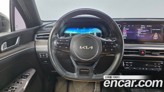 Kia K5 (III) 1.6 Turbo Noblesse 2022 — фото 17