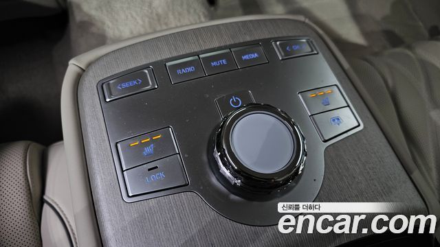 Genesis G80 (RG3) Gasoline 2.5 Turbo AWD 2025 — фото 19