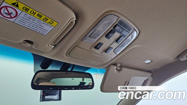 Kia Carnival 7-Seater Limousine VIP 2019 — фото 19