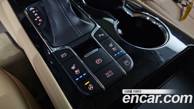 Kia Carnival 7-Seater Limousine VIP 2019 — фото 27