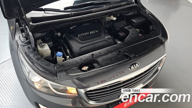 Kia Carnival 11-seater Luxury 2016 — фото 6