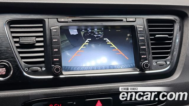Kia Carnival 11-seater Luxury 2016 — фото 29