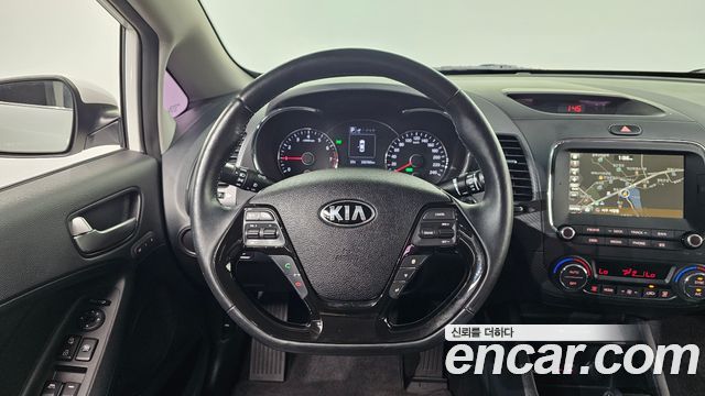 Kia K3 Prestige 2016 — фото 12