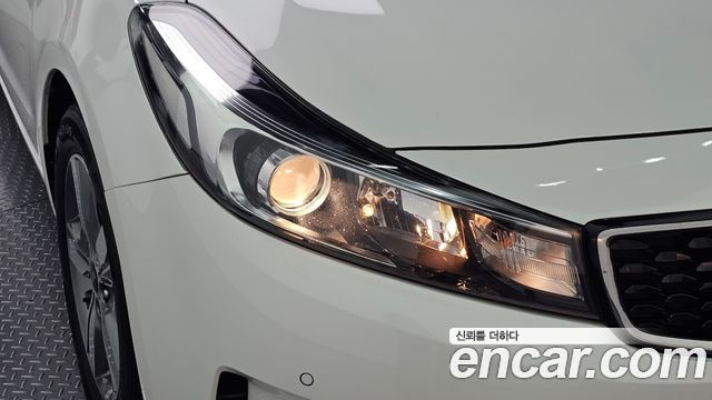 Kia K3 Prestige 2016 — фото 22