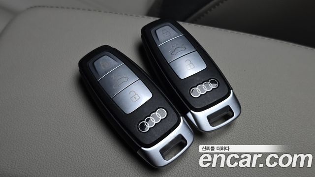 Audi Q4 e-tron (F4) 45 2025 — фото 17